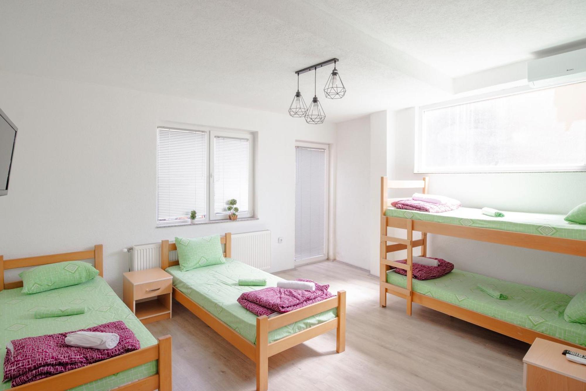 Hotel Kiko Бітола Екстер'єр фото