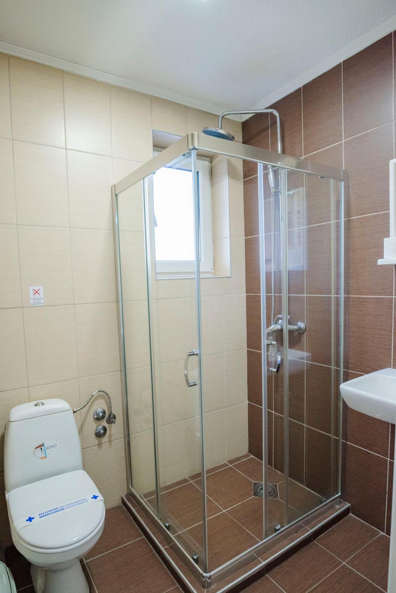 Hotel Kiko Бітола Екстер'єр фото
