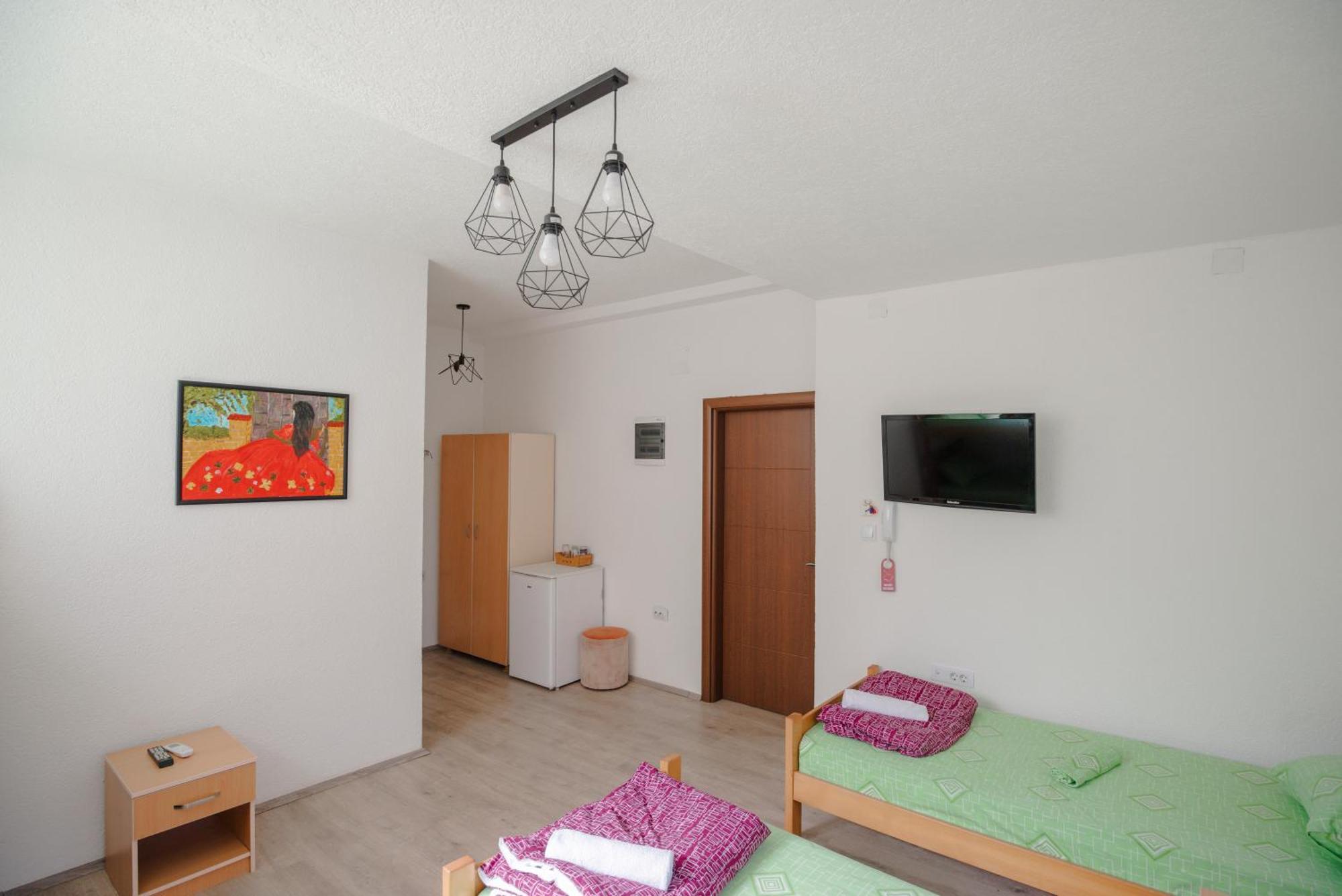 Hotel Kiko Бітола Екстер'єр фото