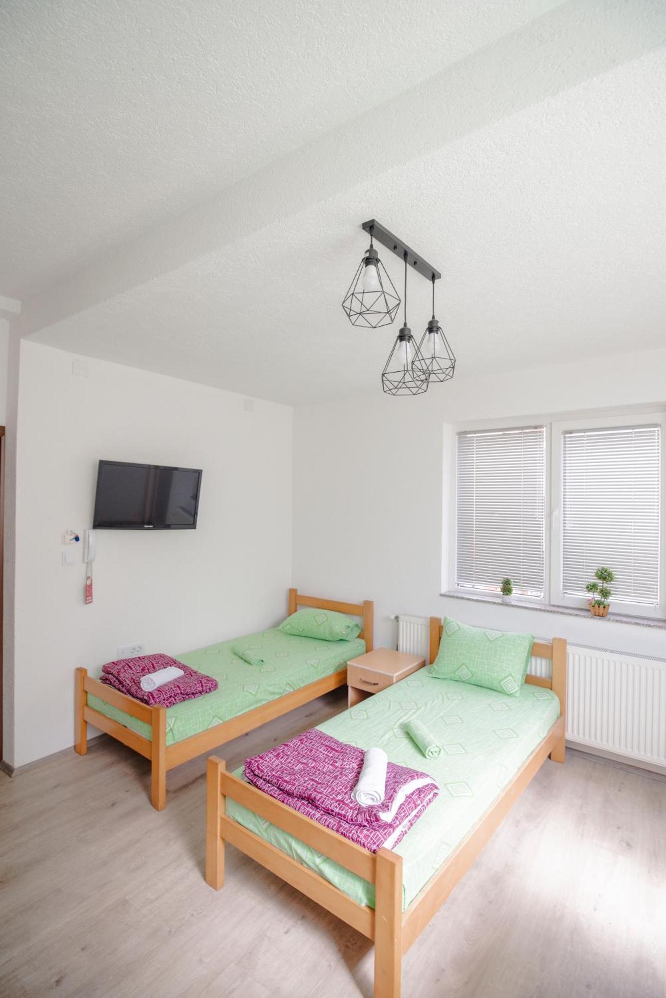 Hotel Kiko Бітола Екстер'єр фото